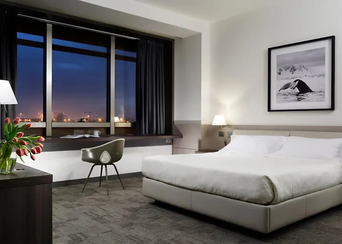 San Vitale 4* ボローニャ