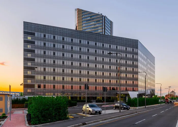 San Vitale Отель Болонья