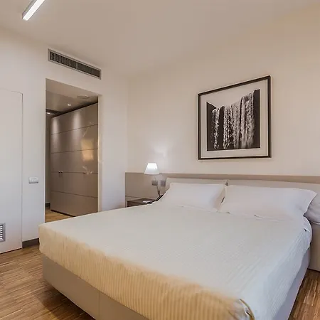San Vitale 4*