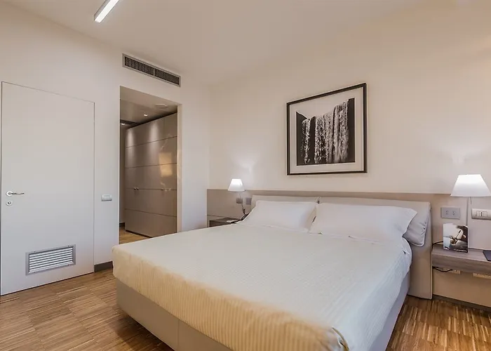 San Vitale 4*