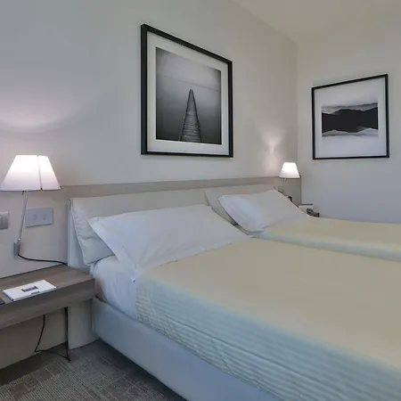 ホテル San Vitale 4*